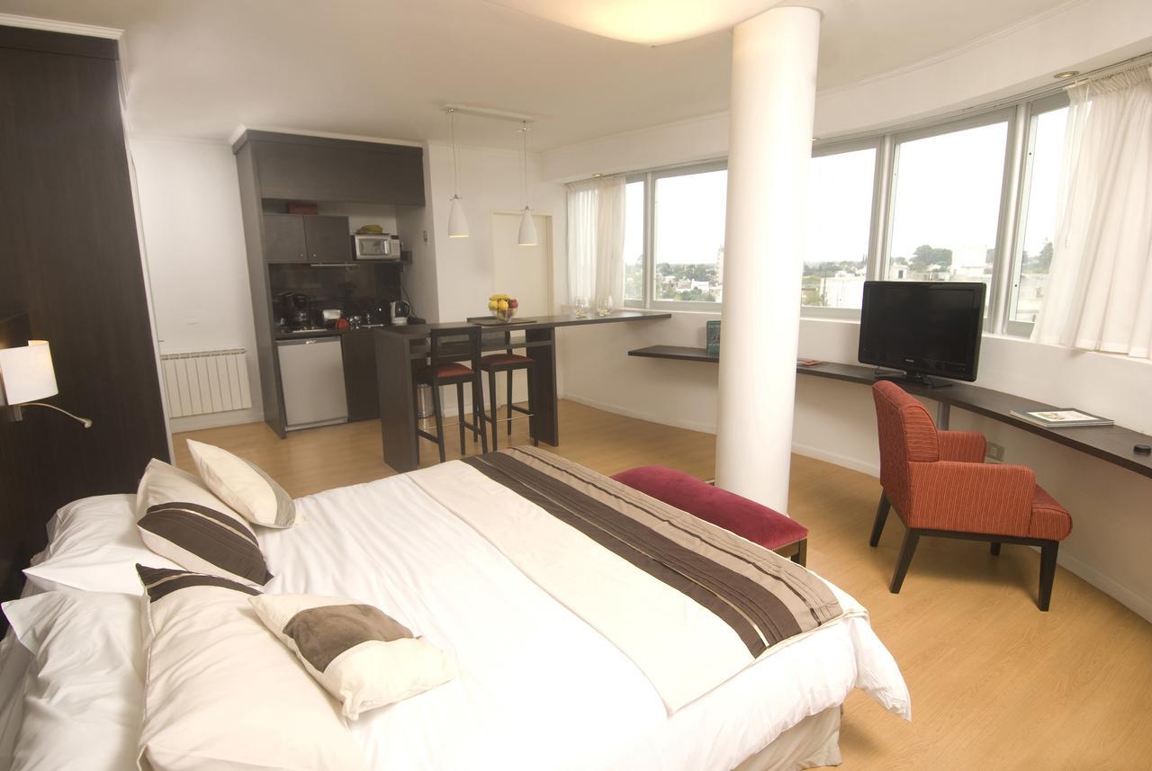 Plaza Suites Campana Room photo